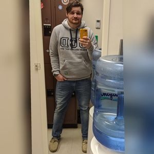 Meet your Posher, Ethan